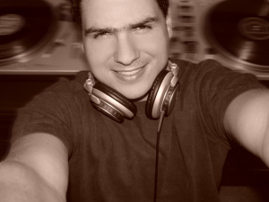 ALEX ROJAS