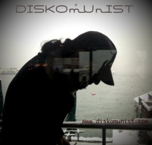 DISKOMUNIST