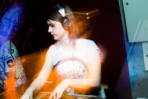 DUDA VEE