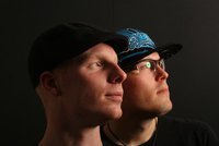 ESSENTIAL GROOVERS