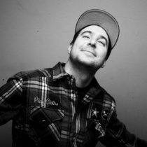 JUSTIN MARTIN