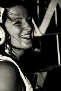 LAURA LOVE