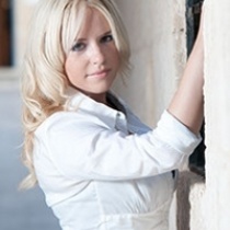 LINNEA SCHOSSOW
