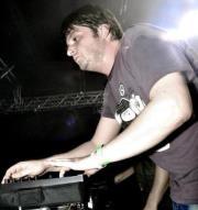 LUCA MORRIS