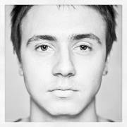 MAKSIM