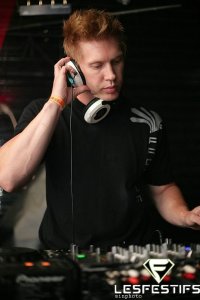 SOREN LARUE