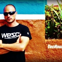 TECHOUZER