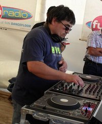 TOMAS MULA
