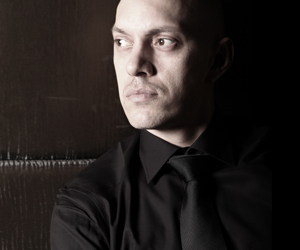 TOM BAXTER