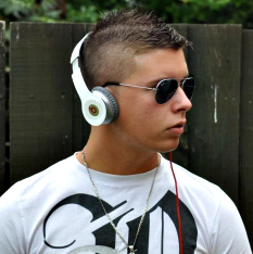 TYLER DAVEY