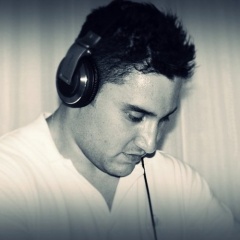 ADAM MEZA