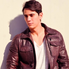 ALE MARQUEZ