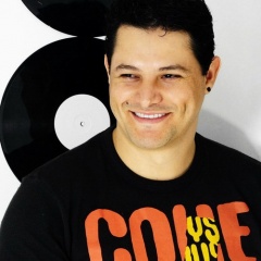 ALEX DIAS