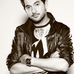 ALEX SAYZ