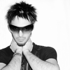 AMIR FARHOODI