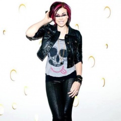 DANI DEAHL