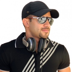 DOUGLAS RIBEIRO