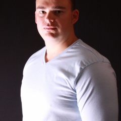 DUSTIN V