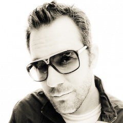 IAN CAREY