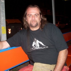 KIKE ALCANTARA