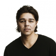 MAX VANGELI