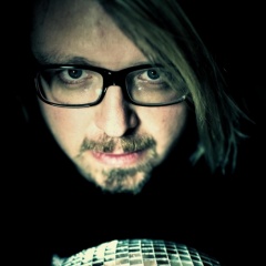 ROBERT BABICZ