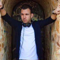 XAVI FERNANDEZ